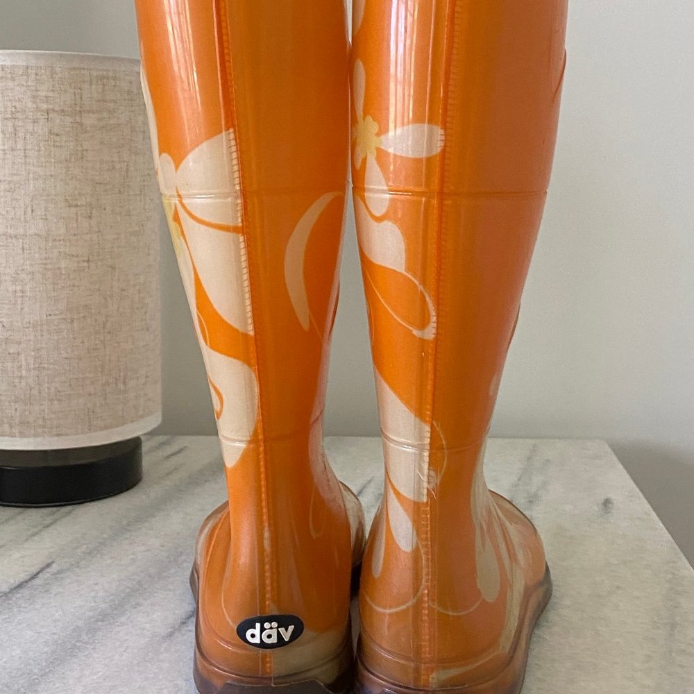 Dav brand rain boots - Picture 2 of 2